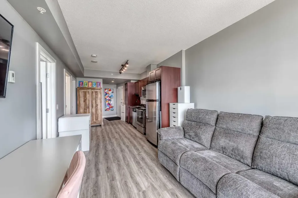 3820 Brentwood Road NW Calgary AB T2L 2L5