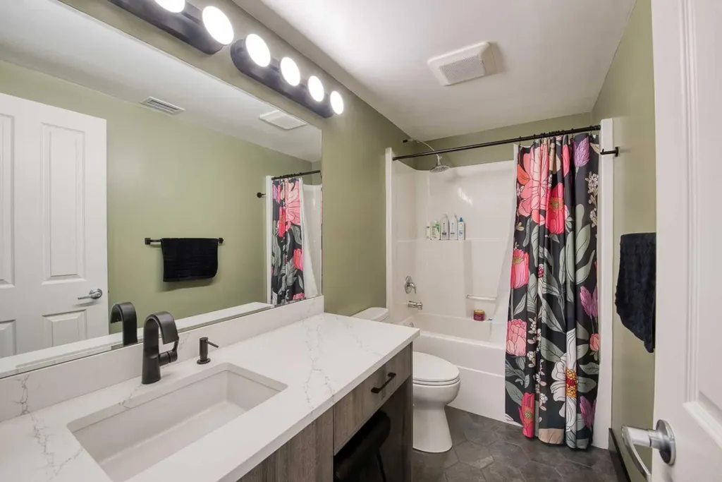 3820 Brentwood Road NW Calgary AB T2L 2L5