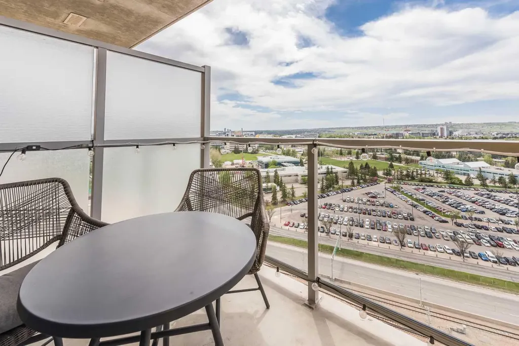 3820 Brentwood Road NW Calgary AB T2L 2L5