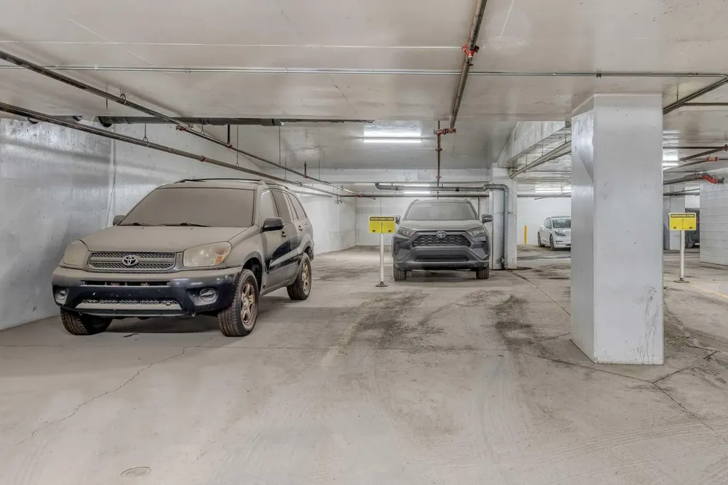 3820 Brentwood Road NW Calgary AB T2L 2L5