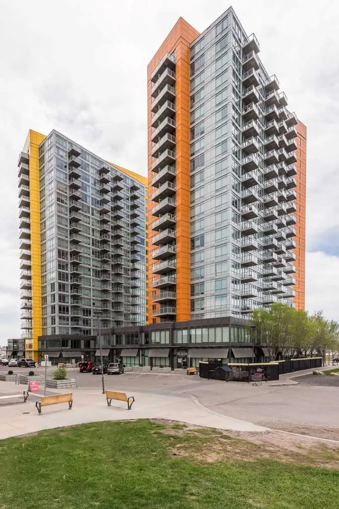 3820 Brentwood Road NW Calgary AB T2L 2L5
