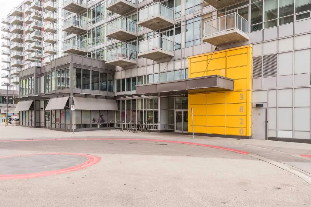 3820 Brentwood Road NW Calgary AB T2L 2L5