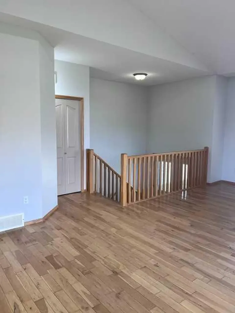 4813 49 Street W Olds AB T4H 1E3