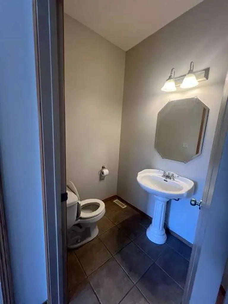 4813 49 Street W Olds AB T4H 1E3