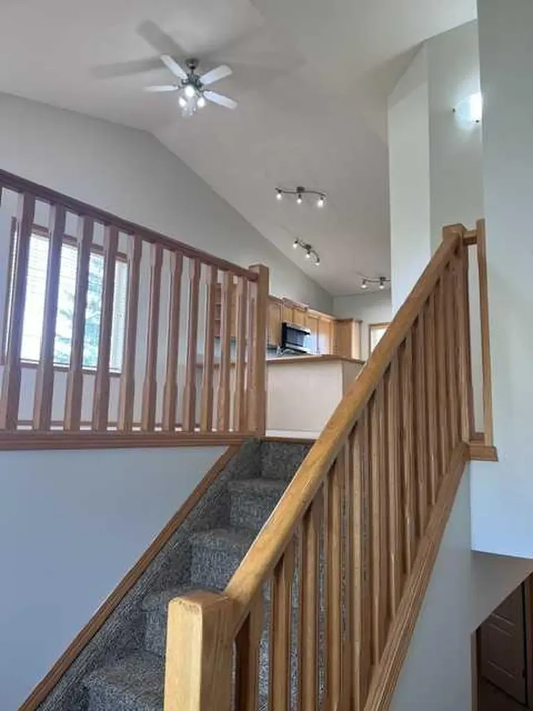 4813 49 Street W Olds AB T4H 1E3