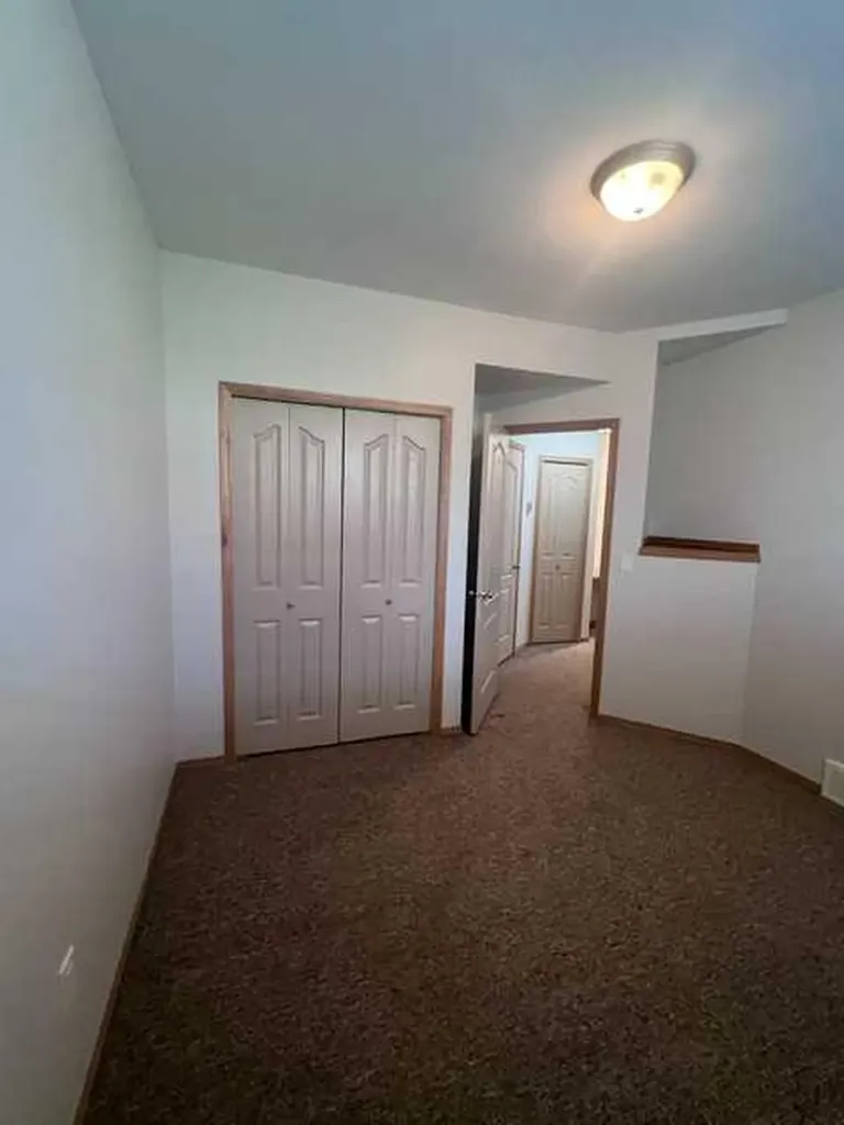 4813 49 Street W Olds AB T4H 1E3