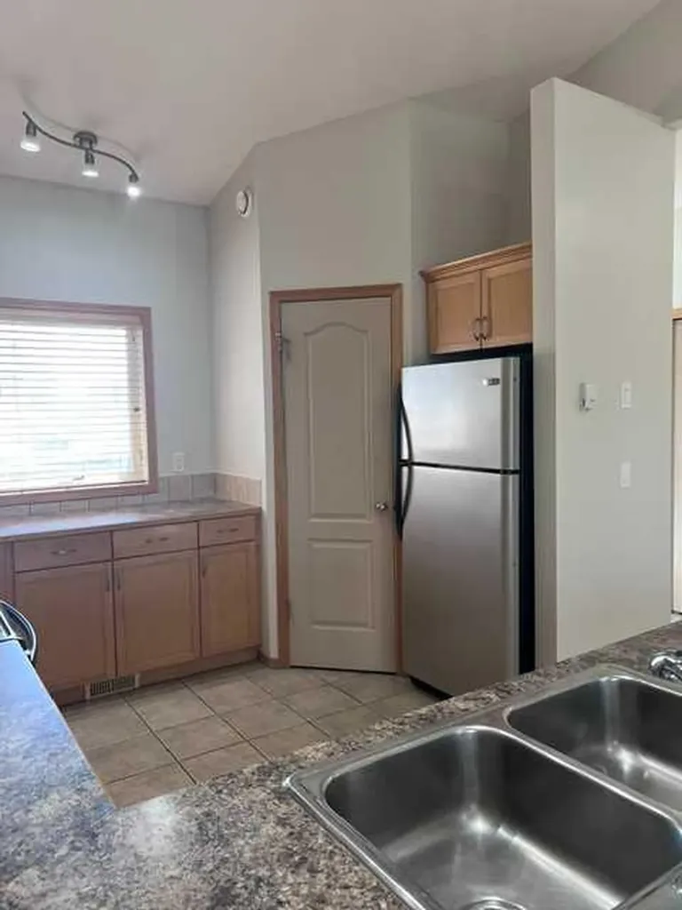 4813 49 Street W Olds AB T4H 1E3