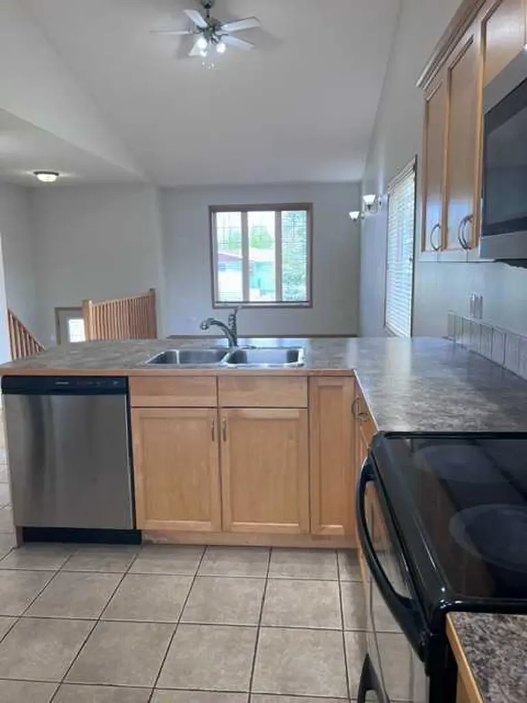 4813 49 Street W Olds AB T4H 1E3