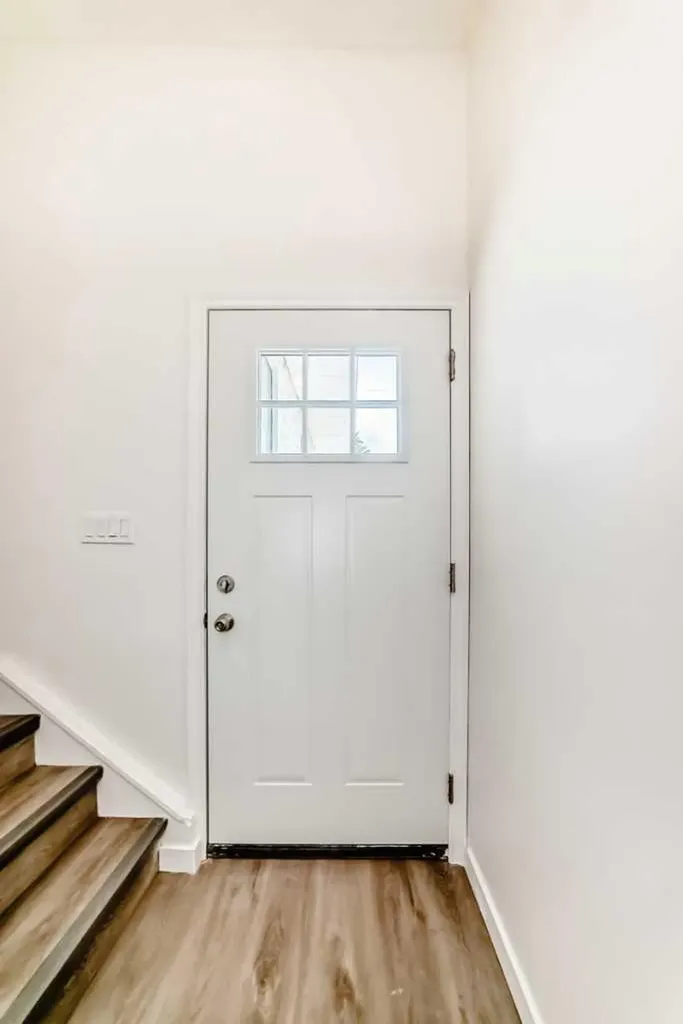 2918 Doverville Crescent SE Calgary AB T2B 1T9