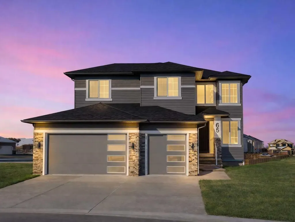 65 Lakes Estates Circle Strathmore AB T1P0B6
