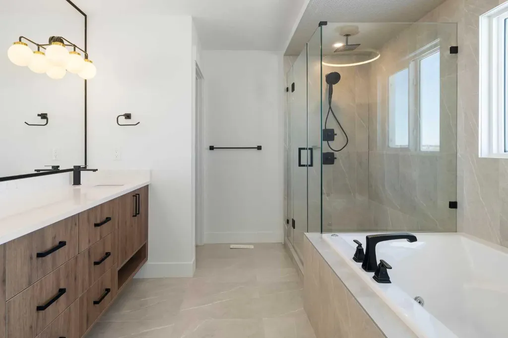 65 Lakes Estates Circle Strathmore AB T1P0B6