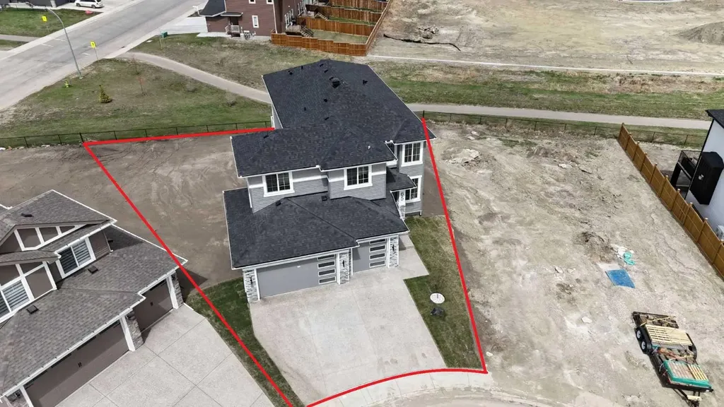 65 Lakes Estates Circle Strathmore AB T1P0B6