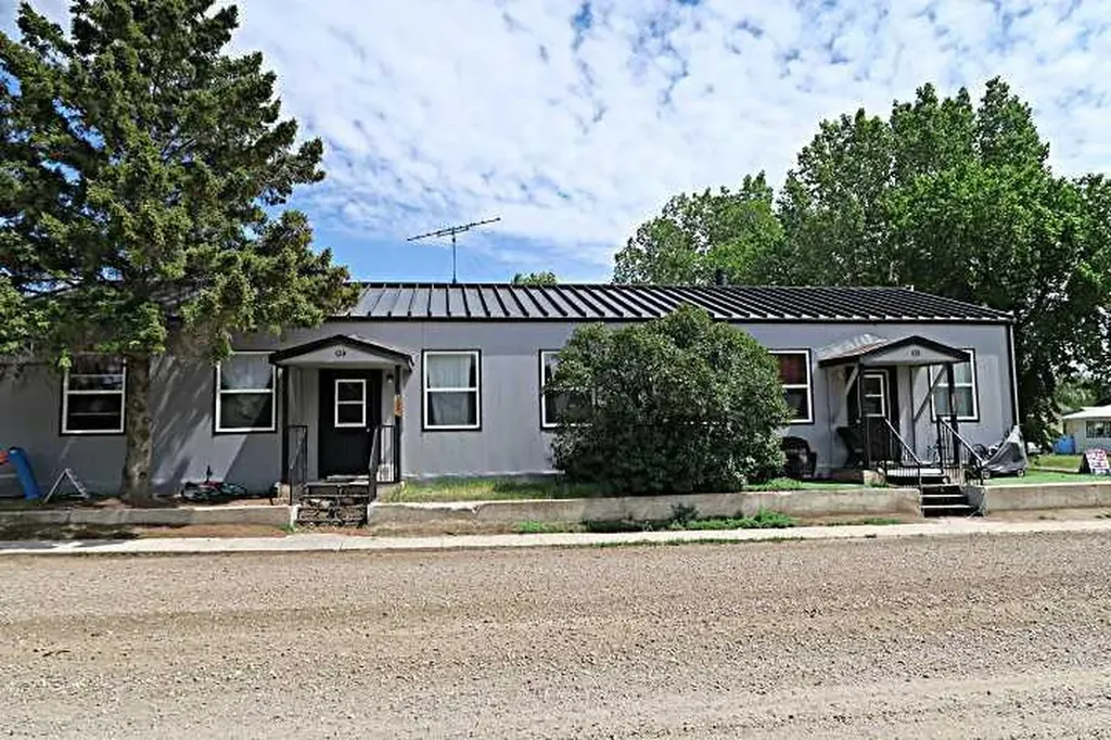 139 1 Street S Lomond AB T0L 1G0