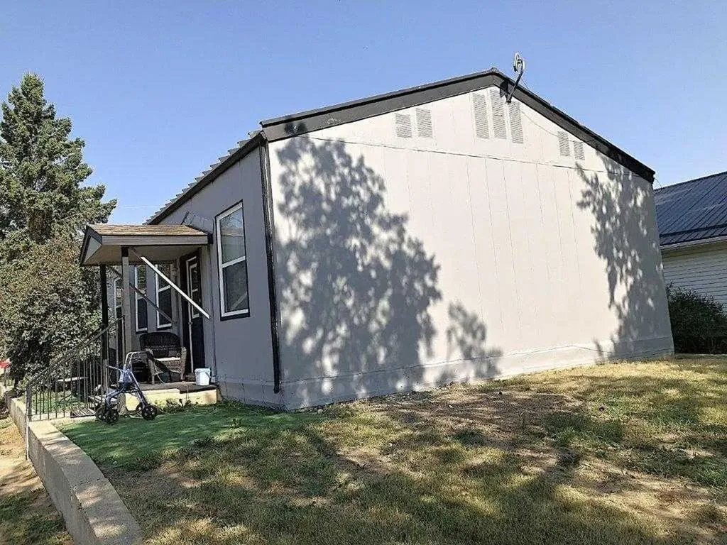 139 1 Street S Lomond AB T0L 1G0