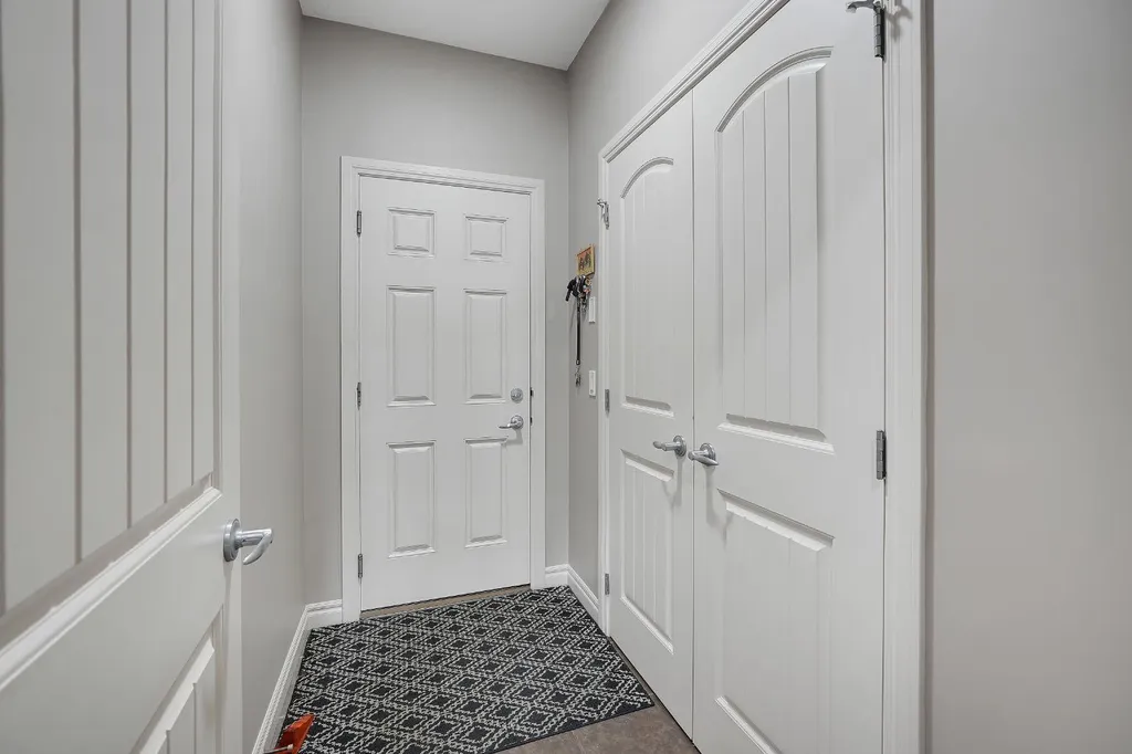 25 Redstone Path NE Calgary AB T3N 0K2