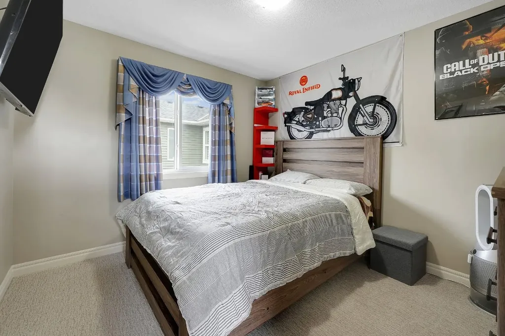 25 Redstone Path NE Calgary AB T3N 0K2