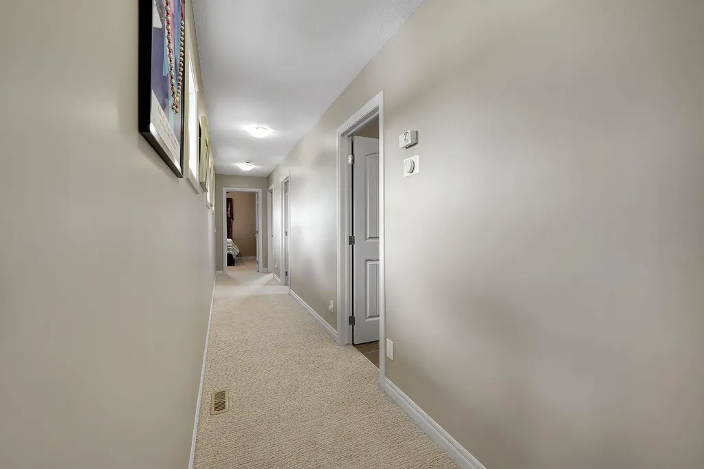 25 Redstone Path NE Calgary AB T3N 0K2