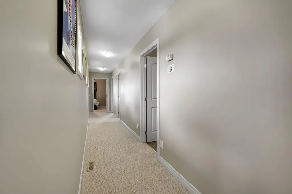 25 Redstone Path NE Calgary AB T3N 0K2