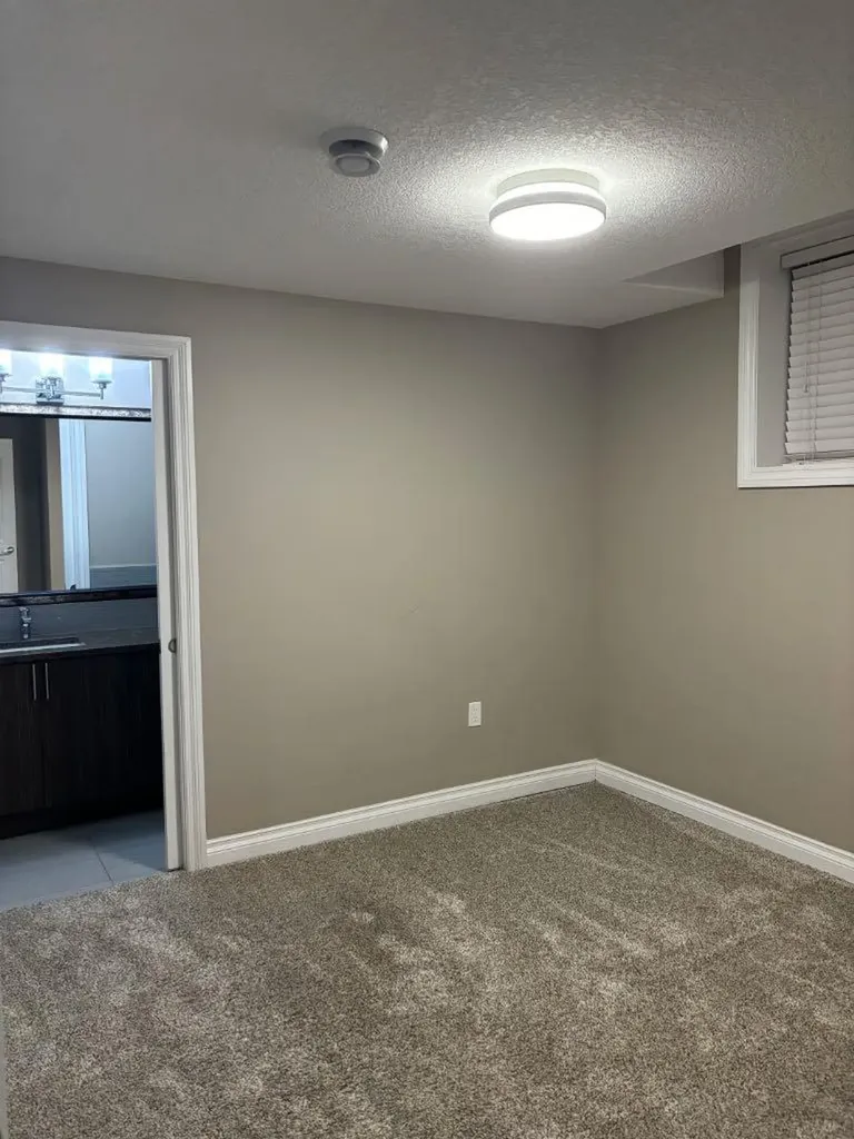 25 Redstone Path NE Calgary AB T3N 0K2