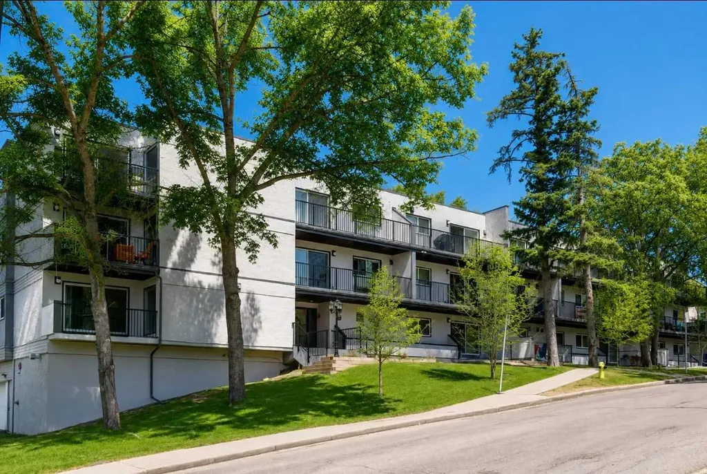 355 5 Avenue NE Calgary AB T2E 0K9