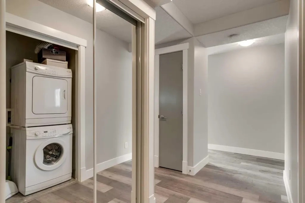 355 5 Avenue NE Calgary AB T2E 0K9
