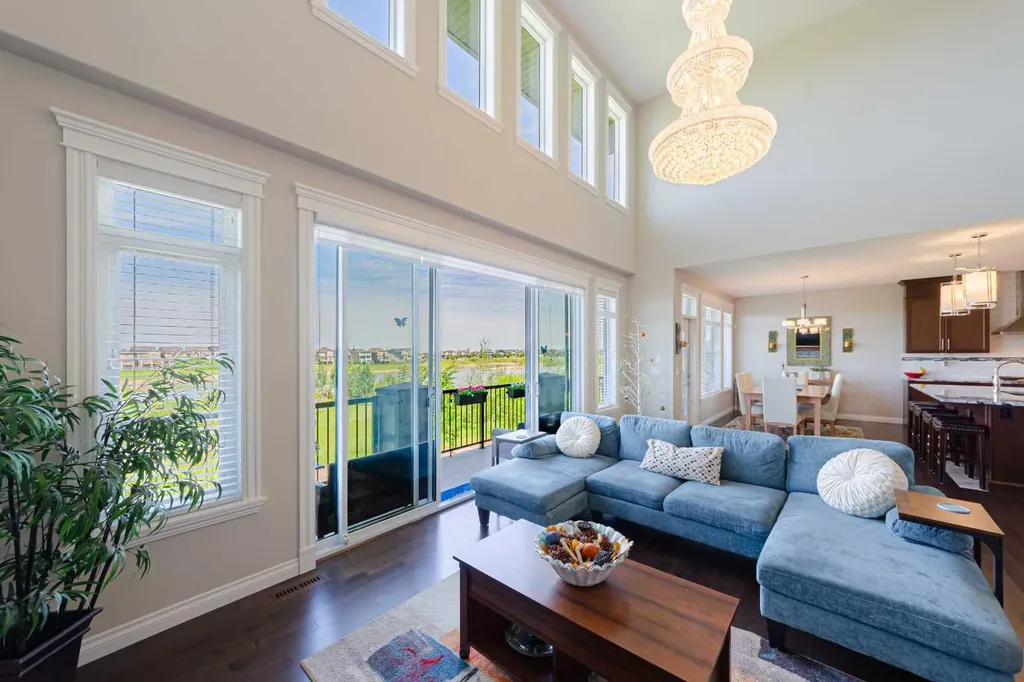 148 Marquis View SE Calgary AB T3M 2H4