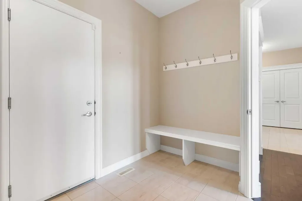 148 Marquis View SE Calgary AB T3M 2H4