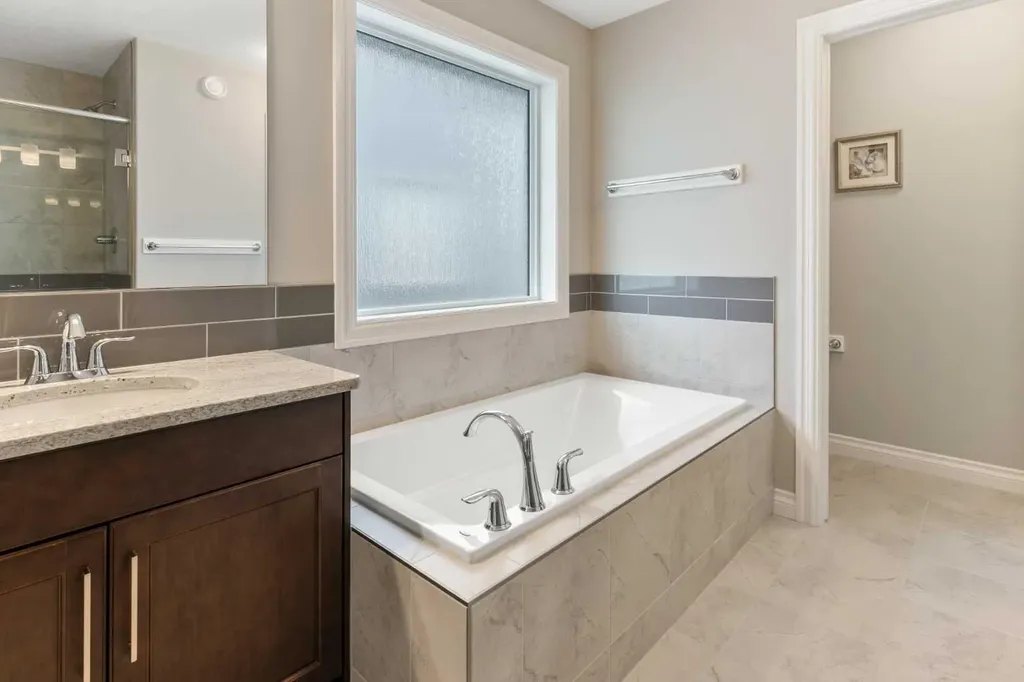 148 Marquis View SE Calgary AB T3M 2H4