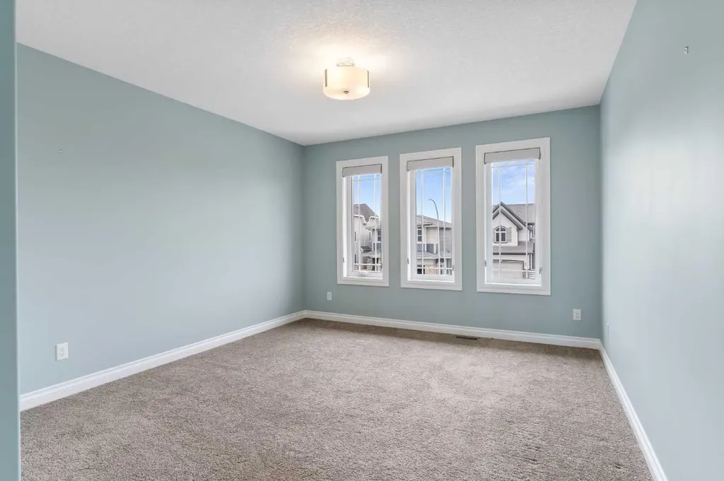 148 Marquis View SE Calgary AB T3M 2H4