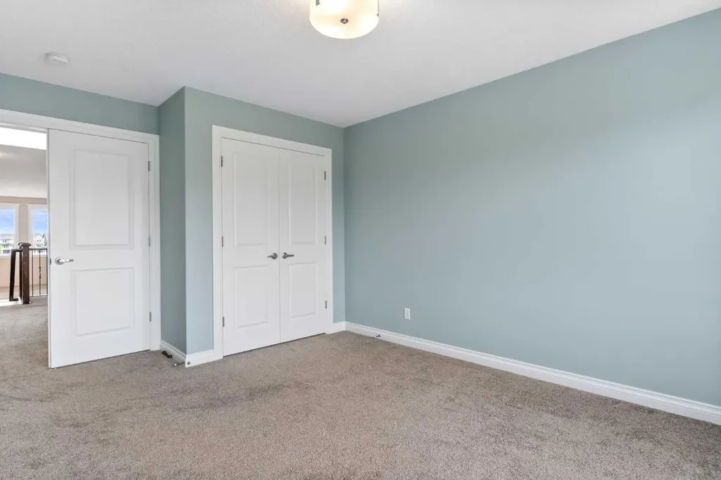 148 Marquis View SE Calgary AB T3M 2H4