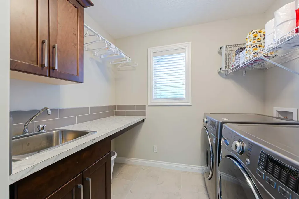 148 Marquis View SE Calgary AB T3M 2H4