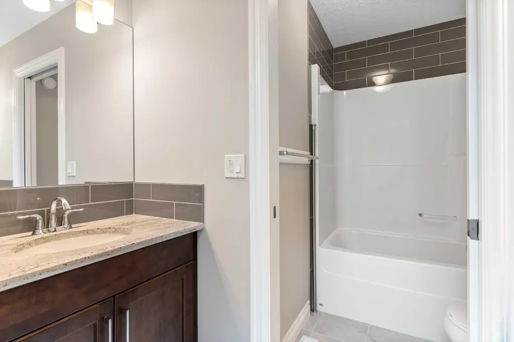148 Marquis View SE Calgary AB T3M 2H4
