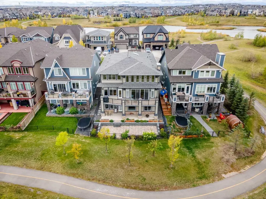 148 Marquis View SE Calgary AB T3M 2H4