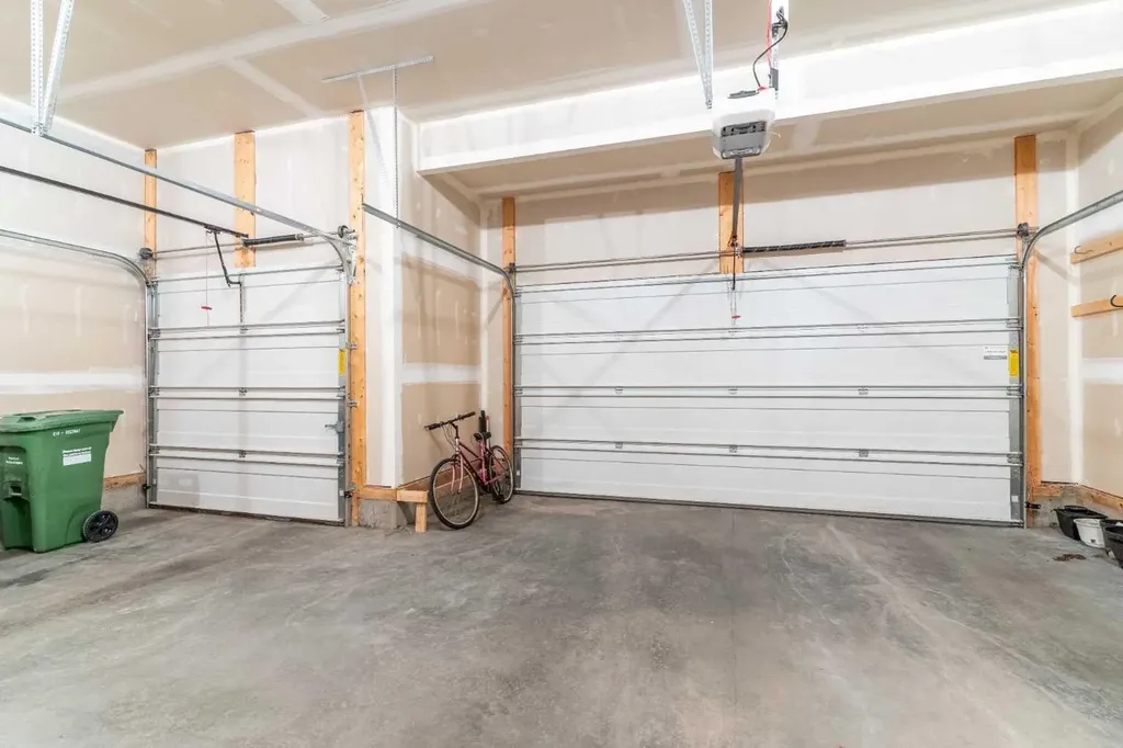 148 Marquis View SE Calgary AB T3M 2H4
