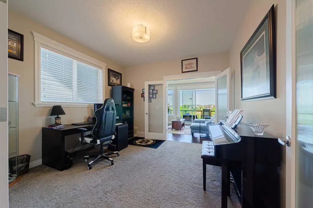 148 Marquis View SE Calgary AB T3M 2H4