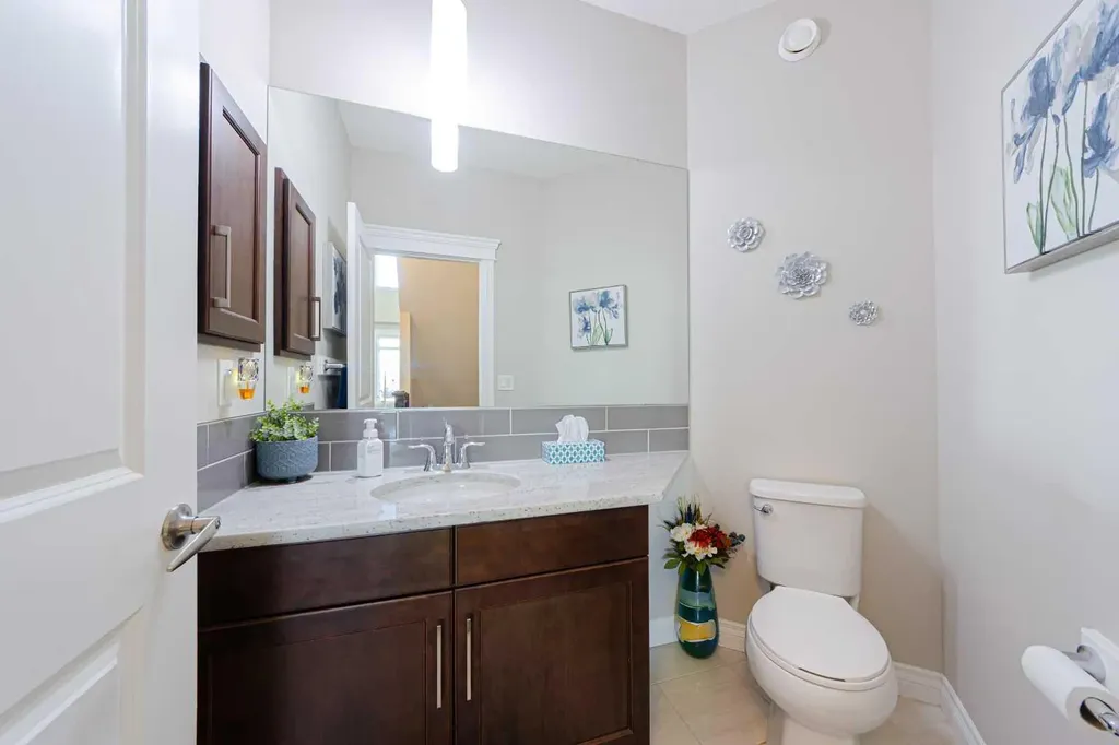 148 Marquis View SE Calgary AB T3M 2H4