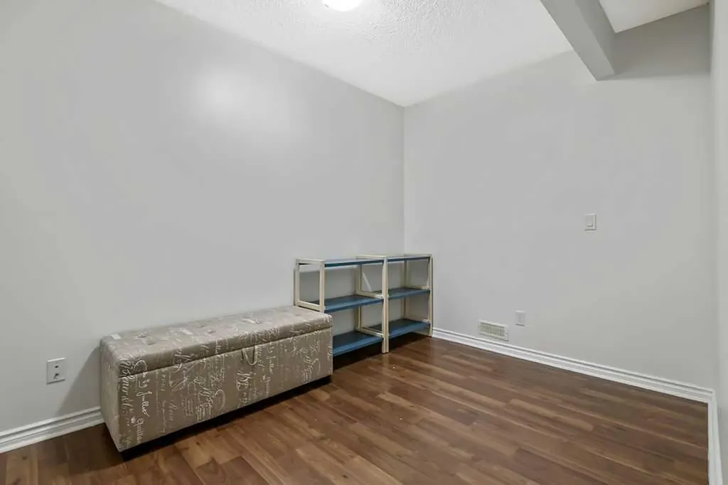 158 New Brighton Lane SE Calgary AB T2Z 0E3