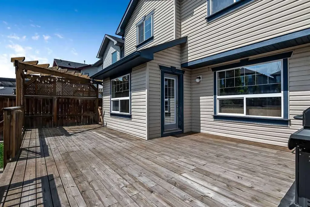 158 New Brighton Lane SE Calgary AB T2Z 0E3