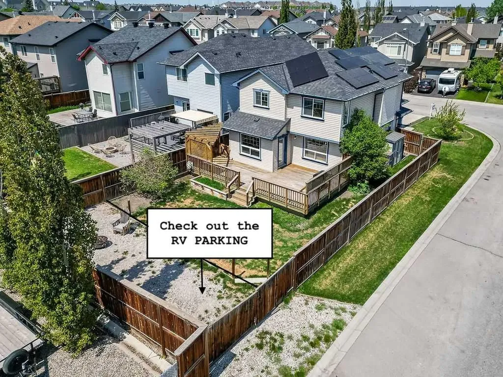 158 New Brighton Lane SE Calgary AB T2Z 0E3