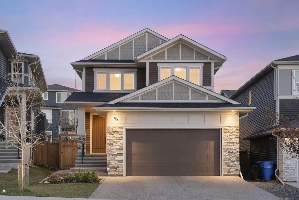 48 Crestbrook Link SW Calgary AB T3B 6G9