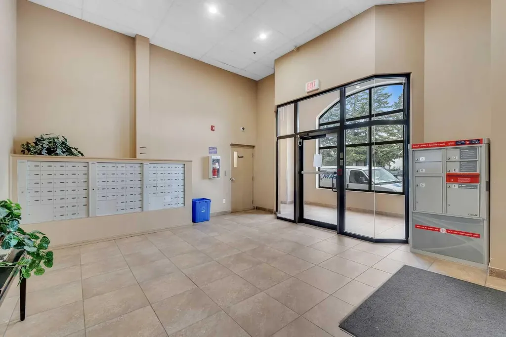1727 54 Street SE Calgary AB T2A 1B7