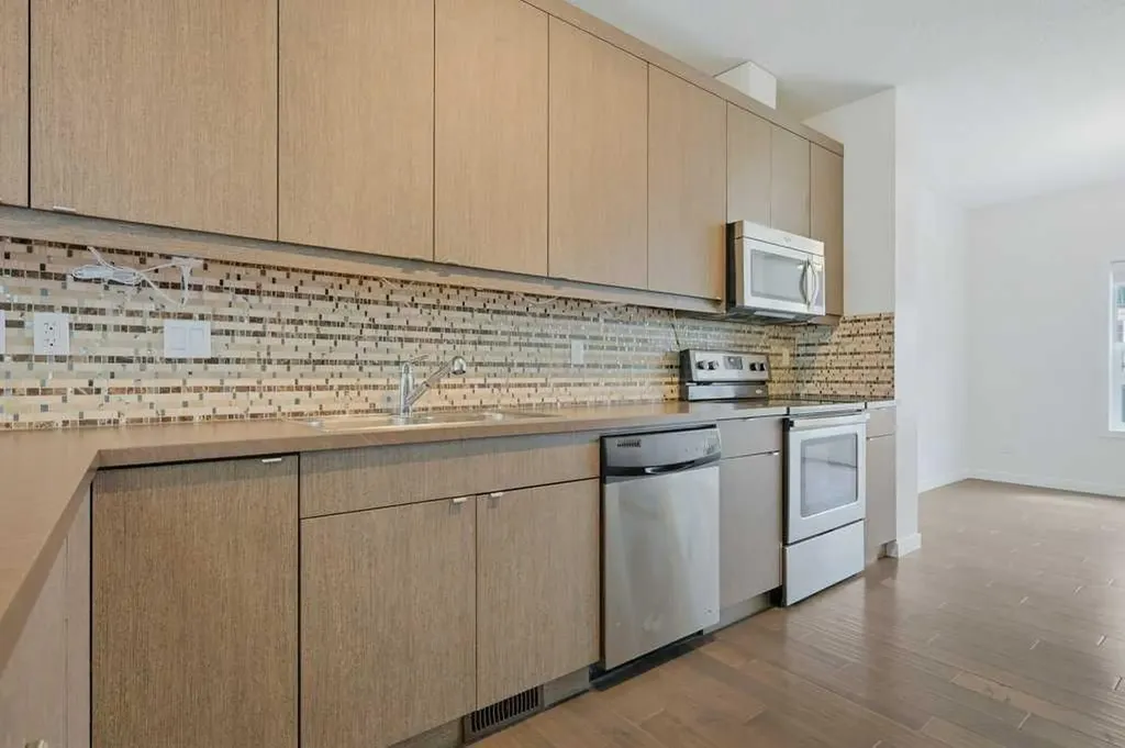 123 Marquis Lane SE Calgary AB T3M 2G6