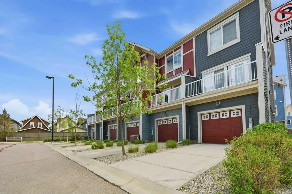 123 Marquis Lane SE Calgary AB T3M 2G6