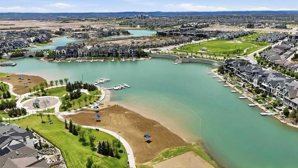 123 Marquis Lane SE Calgary AB T3M 2G6