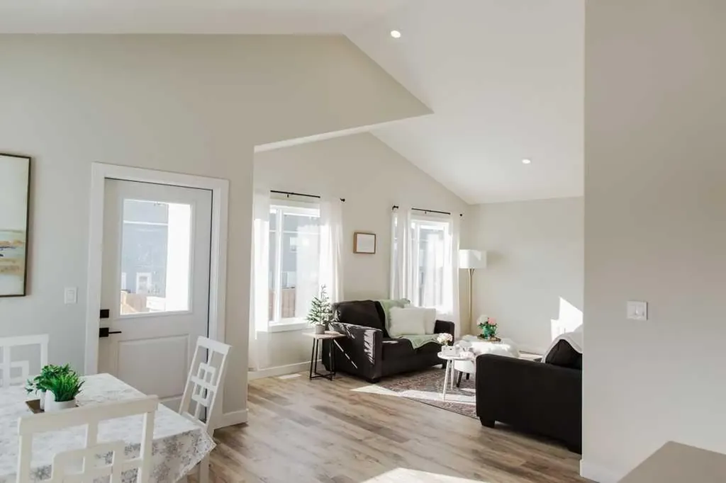 9541 114 Avenue Clairmont AB T8X 0W7