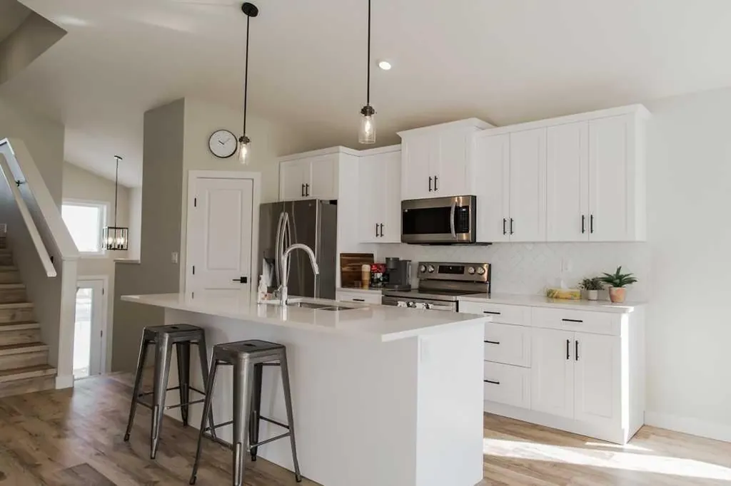 9541 114 Avenue Clairmont AB T8X 0W7