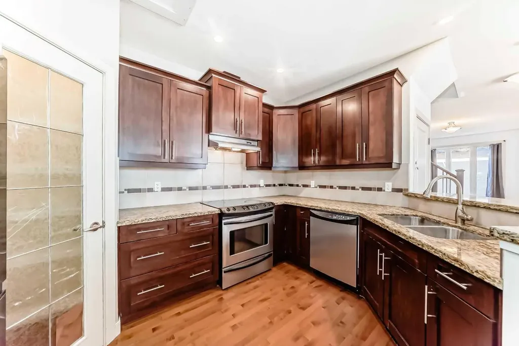 1921 30 Street SW Calgary AB T3E 2L5