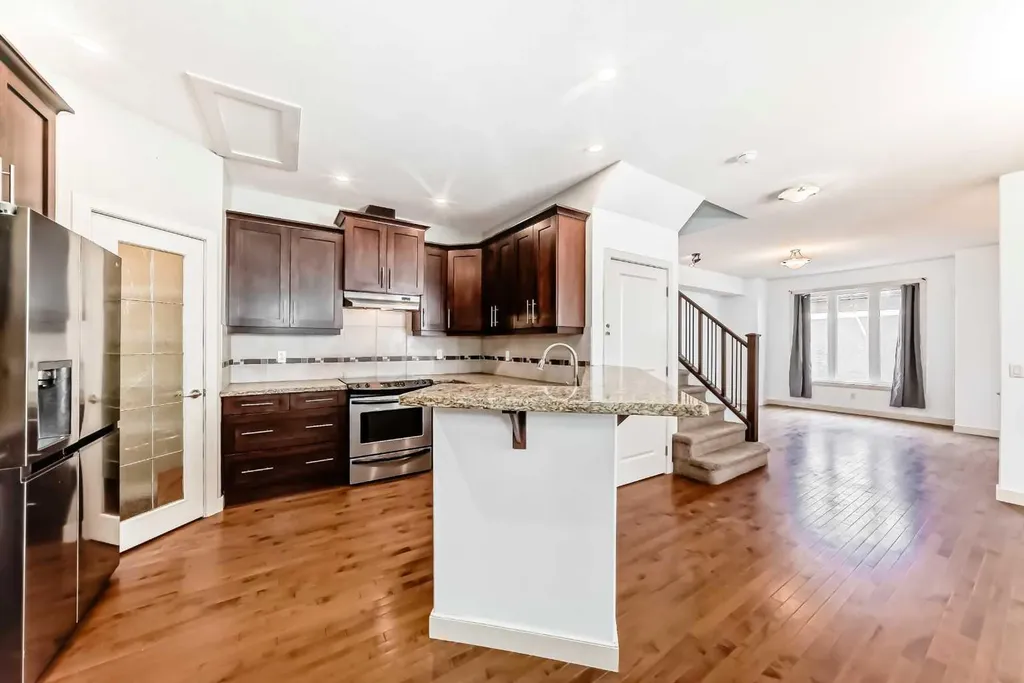 1921 30 Street SW Calgary AB T3E 2L5