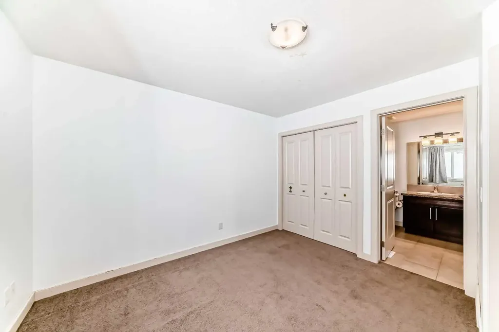 1921 30 Street SW Calgary AB T3E 2L5