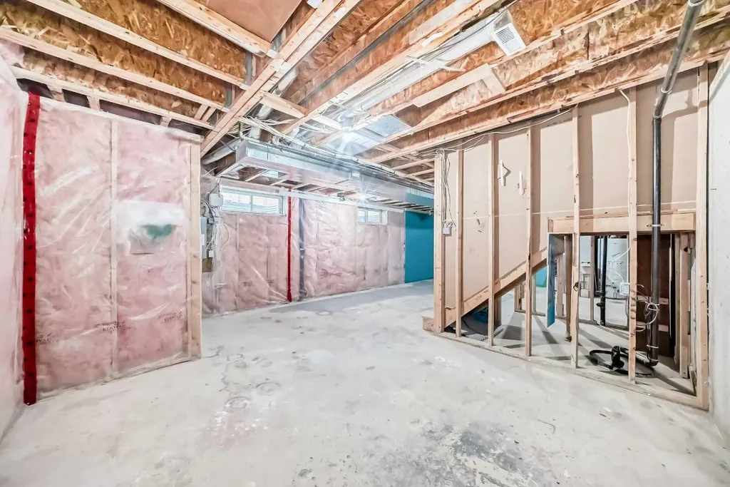 1921 30 Street SW Calgary AB T3E 2L5